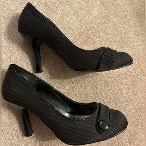 Pinstripe heels